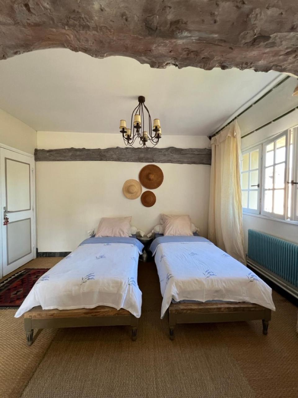 Chambres D'Hotes Manoir Du Chene Nonant Exterior foto